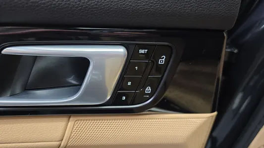 Porsche (971) 3.0 AWD 2020 28