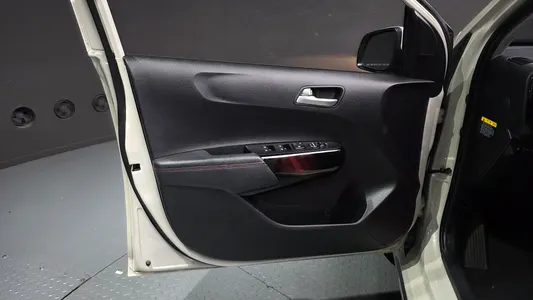 Kia (JA) 2022 24
