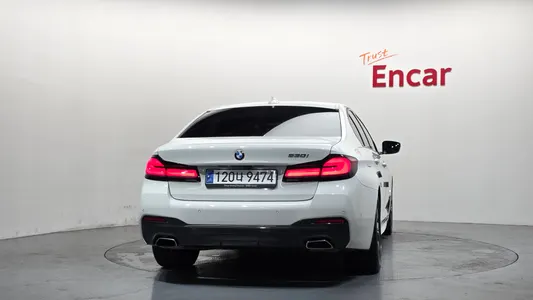 BMW 5 Series (G30) 530i M 2022 4