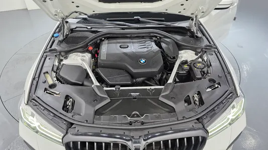 BMW 5 Series (G30) 530i M 2022 6