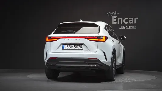 Lexus NX350h 2 2026 4