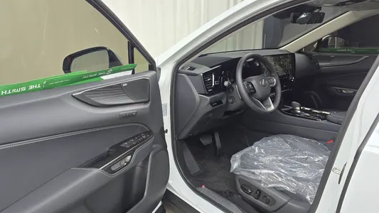Lexus NX350h 2 2026 10