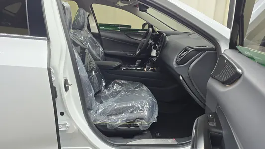 Lexus NX350h 2 2026 27