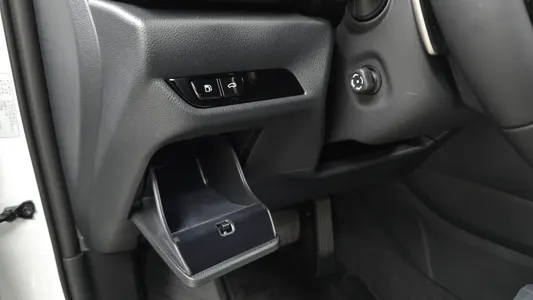 Lexus NX350h 2 2026 28