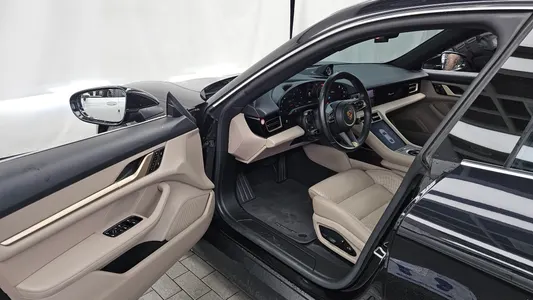 Porsche 타이칸 2021 10