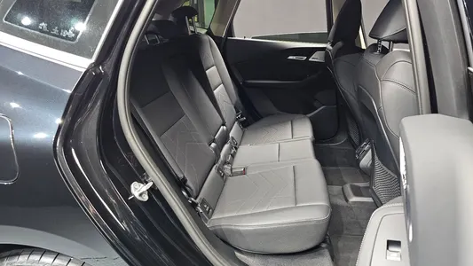 BMW 2 Series Tourer (U06) 220i 2023 11