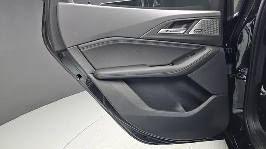 BMW 2 Series Tourer (U06) 220i 2023 25