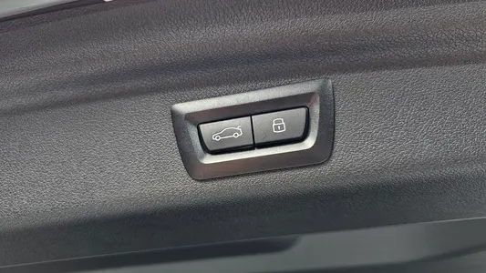 BMW 2 Series Tourer (U06) 220i 2023 34