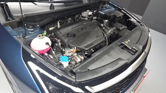 Kia 5 LPG 2.0 2WD 2025 6