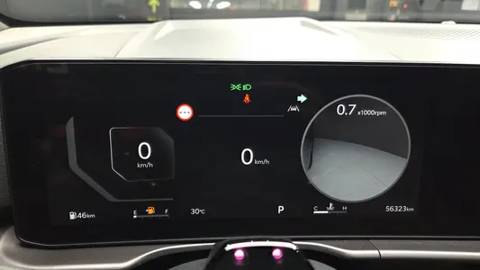 Kia 5 LPG 2.0 2WD 2025 18