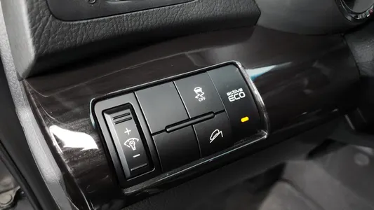 Kia R 2.0 2WD TLX 2009 30