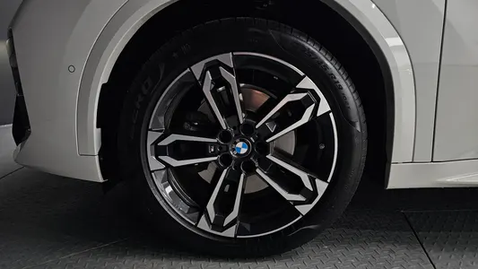 BMW X2 (U10) xDrive 20i M 2025 5