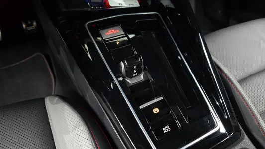 Volkswagen 8 2.0 GTI 2023 9