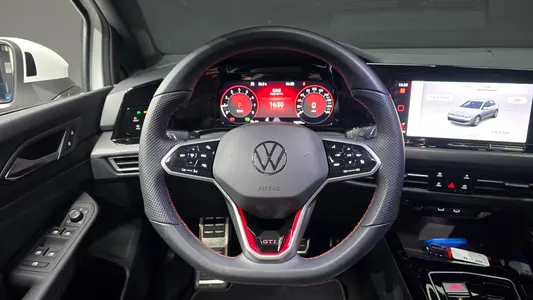 Volkswagen 8 2.0 GTI 2023 13