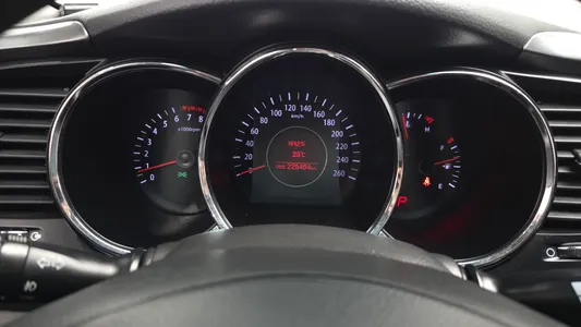 Kia K5 LPI 2012 8