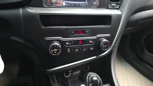 Kia K5 LPI 2012 15