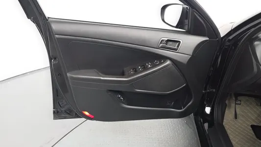 Kia K5 LPI 2012 25