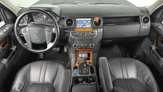 Land Rover 4 3.0 SDV6 SE 2011 7