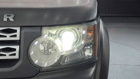 Land Rover 4 3.0 SDV6 SE 2011 22