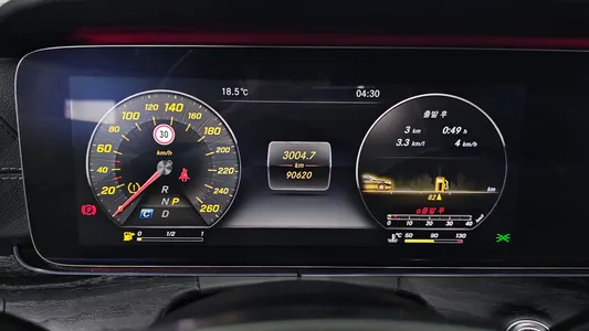 Mercedes-Benz E-Class W213 E220d 2017 8