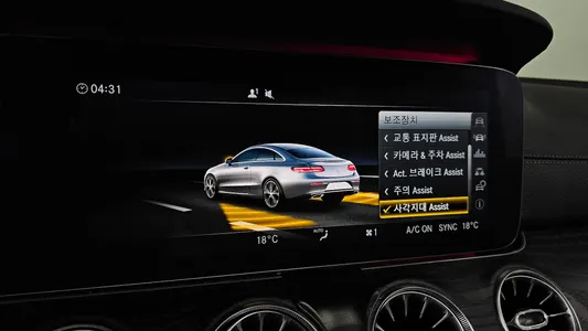 Mercedes-Benz E-Class W213 E220d 2017 17