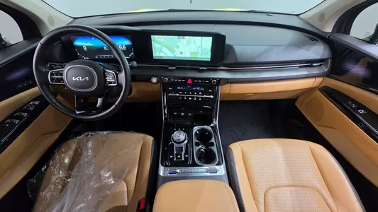 Kia Carnival 9 2023 7
