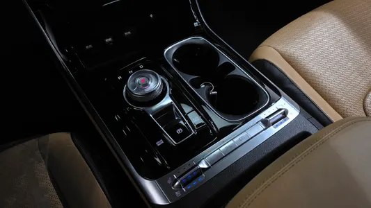 Kia Carnival 9 2023 9