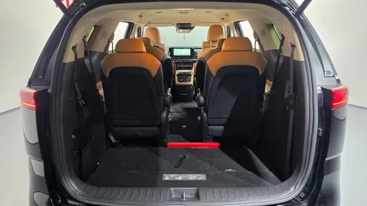 Kia Carnival 9 2023 17