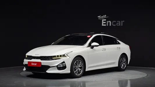 Kia K5 3 2.0 2022