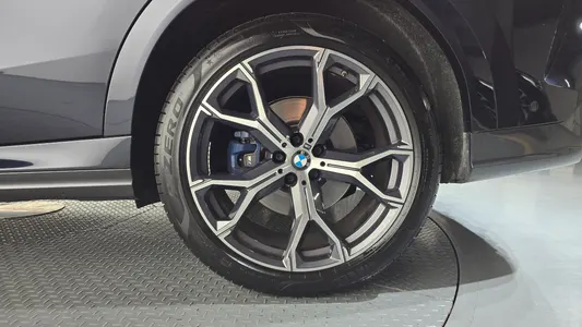 BMW X6 (G06) xDrive40i M 2022 21