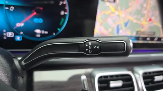 Mercedes-Benz GLE-Class W167 GLE350e 4MATIC 2021 9
