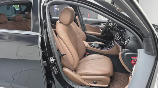 Mercedes-Benz E-Class W213 E450 4MATIC 2023 12