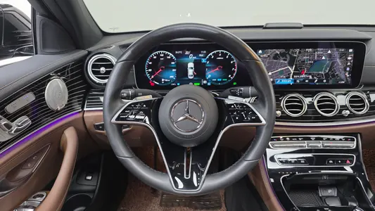 Mercedes-Benz E-Class W213 E450 4MATIC 2023 13