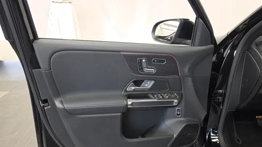 Mercedes-Benz EQB X243 EQB300 4MATIC 2026 24