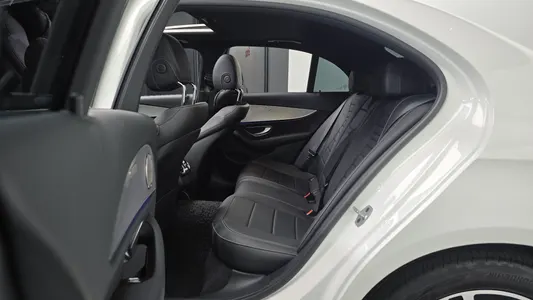 Mercedes-Benz E-Class W213 E250 2021 12