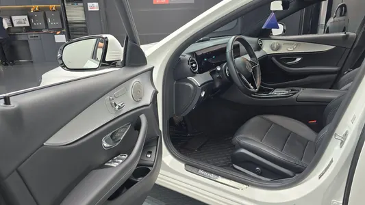 Mercedes-Benz E-Class W213 E250 2021 10
