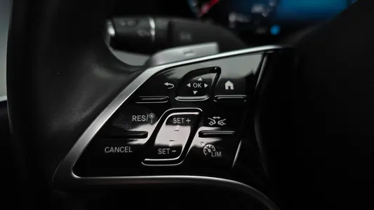 Mercedes-Benz E-Class W213 E250 2021 18