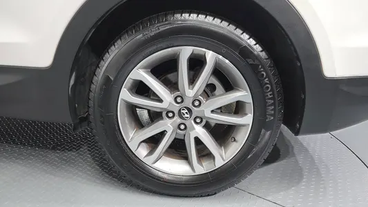 Hyundai DM (e-VGT) 2.2 2WD 2012 5