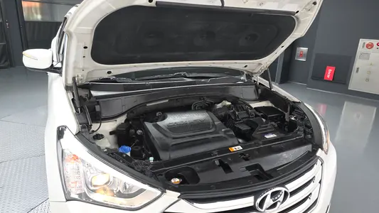 Hyundai DM (e-VGT) 2.2 2WD 2012 6
