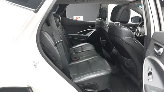 Hyundai DM (e-VGT) 2.2 2WD 2012 12
