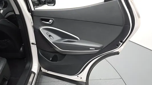 Hyundai DM (e-VGT) 2.2 2WD 2012 26