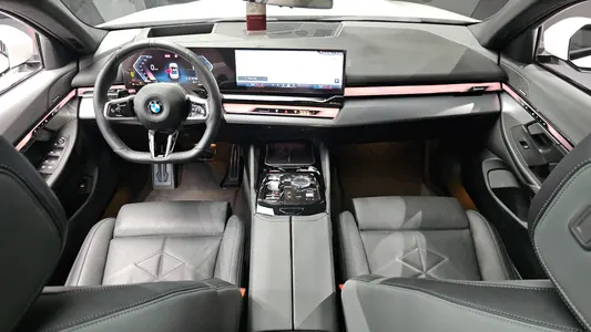 BMW 5 Series (G60) 530i xDrive M 2024 6
