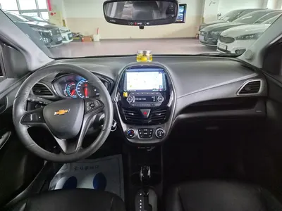 Chevrolet Spark LT 2019 8
