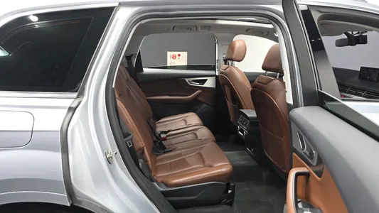 Audi Q7 (4M) 45 TFSI 2019 10