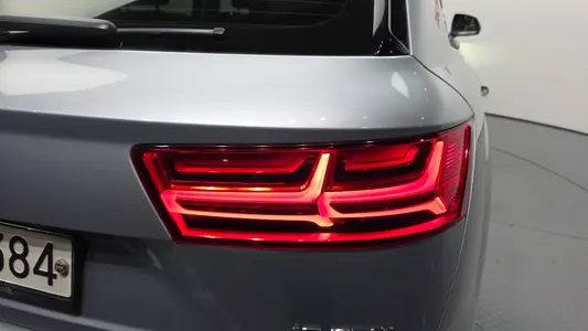 Audi Q7 (4M) 45 TFSI 2019 23