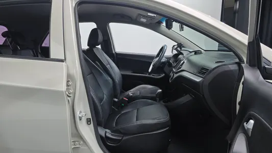 Kia 모닝 2014 26