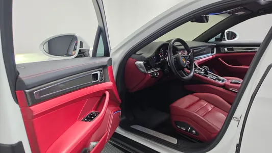 Porsche (971) 2.9 AWD 2021 10