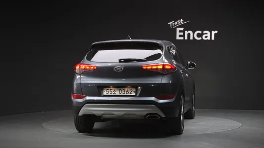Hyundai Tucson 1.7 2WD 2016 4