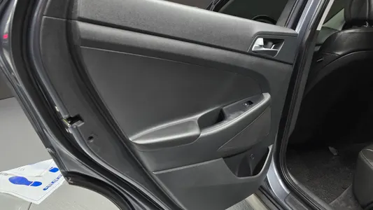 Hyundai Tucson 1.7 2WD 2016 26