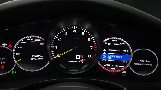 Porsche (971) 2.9 AWD E- 2022 8